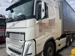 Volvo FH540 6x2 Tractor Unit.