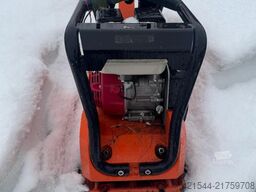 Kasei HZR140D vibrating plate compactor