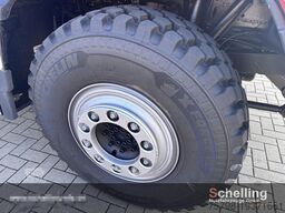 MERCEDES-BENZ U427