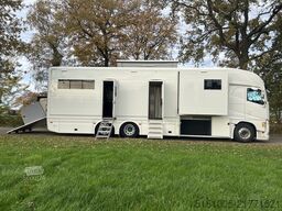 Volvo FH Occasion paardenvrachtwagen Roelofsen specia...