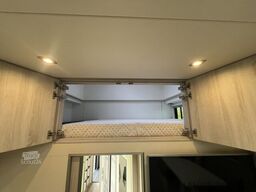 Volvo FH Occasion paardenvrachtwagen Roelofsen specia...