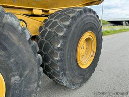 Caterpillar 740B
