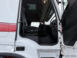 Iveco 340X51Z X-Way 8x4 Hiab / Swiss-Vehicle