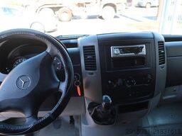 MERCEDES-BENZ Sprinter II Kasten 210 CDI / Nr. 174