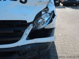 MERCEDES-BENZ Sprinter II Kasten 210 CDI / Nr. 174