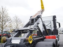 Mercedes-Benz Arocs 3251 8x4 / Palfinger T26 hooklift