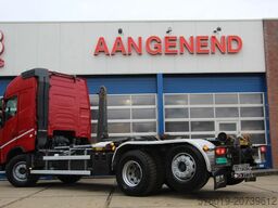 Volvo FH 12.460 HOOKLIFT - RETARDER - AUTOMATIC - HYD...