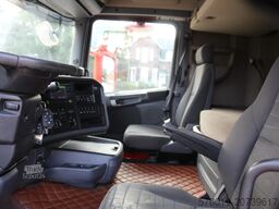 Scania R520 R520 V8 - AUTOMATIC - Hook loader 25T - 60...