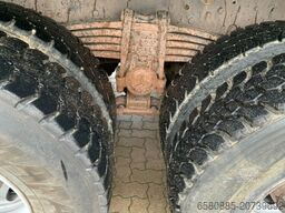 Mercedes-Benz Actros 4141 K 8x6 Muldenkipper Blatt Fed