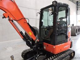 KUBOTA KX037
