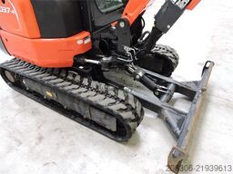 KUBOTA KX037