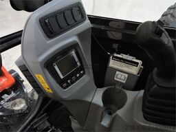KUBOTA KX037