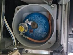 MERCEDES-BENZ Marco polo