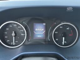 IVECO Daily 72C18 Backsleeper Abschleppfahrzeug