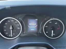 IVECO Daily 72C18 Backsleeper Abschleppfahrzeug