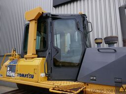Komatsu D65PX-15EO