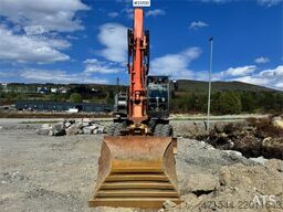 Hitachi ZX140W-3 wheel excavator with Rototilt and grading