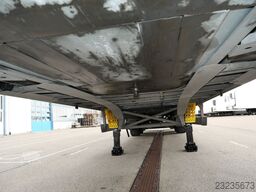 SCHMITZ CARGOBULL SKO 18/MEGA 2,90 m / 2 x ZURRLEISTE / 49 tsd km