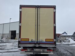 Schmitz SKO24 Carrier Vector 1550 Zustand gut, leichter Streifschaden rechts
