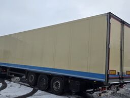 Schmitz SKO24 Carrier Vector 1550 Zustand gut, leichter Streifschaden rechts
