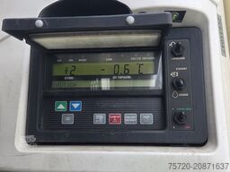 Schmitz SKO24 Carrier Vector 1550 Zustand gut, leichter Streifschaden rechts