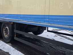 Schmitz SKO24 Carrier Vector 1550 Zustand gut, leichter Streifschaden rechts