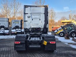 Mercedes-Benz 1858 Gigaspace, Scheckheft gepflegt Retarder | 2x Tank