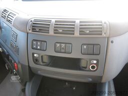 DAF CF 230 19T Schiebeplane LBW Portalturen