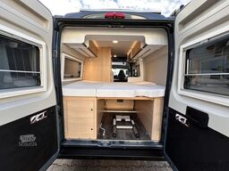 SUNLIGHT Cliff X 600 RT AHK Solar LITHIUM LTE -15.000€