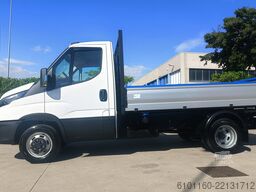 Furgone ribaltabile a tre lati Iveco Daily 35C