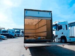 RENAULT Midlun 220 Koffer*Schaltgetriebe*