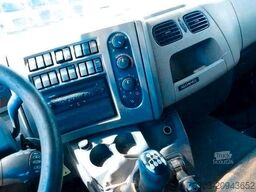 RENAULT Midlun 220 Koffer*Schaltgetriebe*