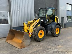 Komatsu WA100M-8EO - New Tires