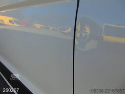 VOLKSWAGEN Crafter 2.0 TDI Regaleinbau-Klima-PDC