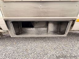 HYMER/ERIBA B 654 *Festbett-Hubbett-Automatik-2xKlima*