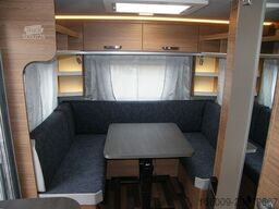 WEINSBERG CaraOne 480 EU 2026 mit Vorzelt