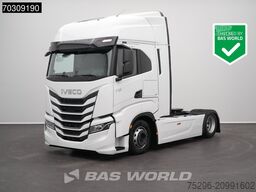Iveco S-Way 500 4X2 NEW! 2xTanks Retarder ADR Standkl...