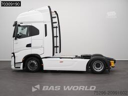 Iveco S-Way 500 4X2 NEW! 2xTanks Retarder ADR Standkl...