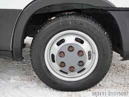 IVECO DAILY 35-140 / KONTENER / AUTOMAT HI-MATIC / BLI