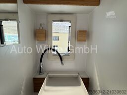 Fuso Wilde Expedition Truck F 262