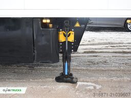 SCHMITZ CARGOBULL SKO FP 60 ThermoKing SLXi 300