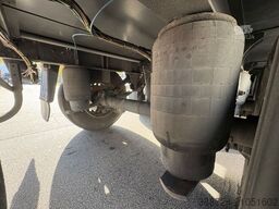 SCHMITZ CARGOBULL SCBS3B04*Carrier*Lift*Doppelstock*Pharma*Blumebr