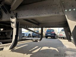 SCHMITZ CARGOBULL SCB*Carrier Vector*Lift*Doppelstock*Blumenbreite