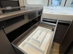 BÜRSTNER B66 C 600, Autom,Navi,RFK,All Season,AKTION