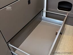 BÜRSTNER B66 C 600, Autom,Navi,RFK,All Season,AKTION