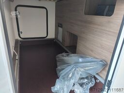 CARADO T338 S /MJ26 /Markise /Fahrradträger /5Personen