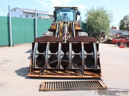 VOLVO L120G - Greifschaufel - Nr.: 320