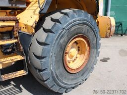 VOLVO L120G - Greifschaufel - Nr.: 320