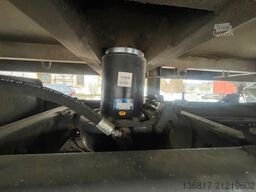 MERCEDES-BENZ Actros 1841 BB 4x4 Kipper + 2.Brücke + Reifen