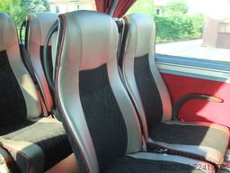 Neoplan Starliner P11